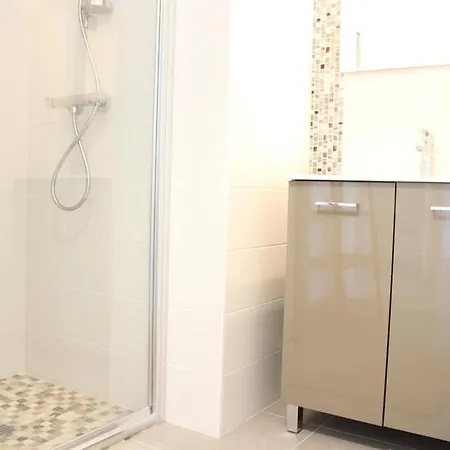 Appt 3 Pieces - Lr340-c204 Appartement